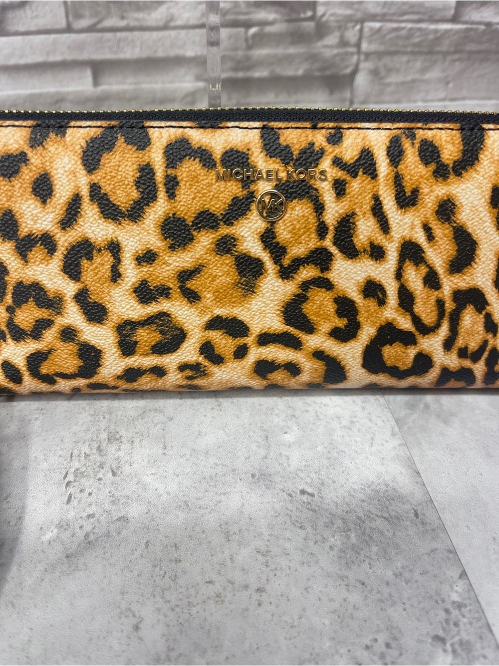 Michael Kors Continental Zip WalletWristlet Cheetah/Leopard Print Marigold Black - Picture 3 of 7